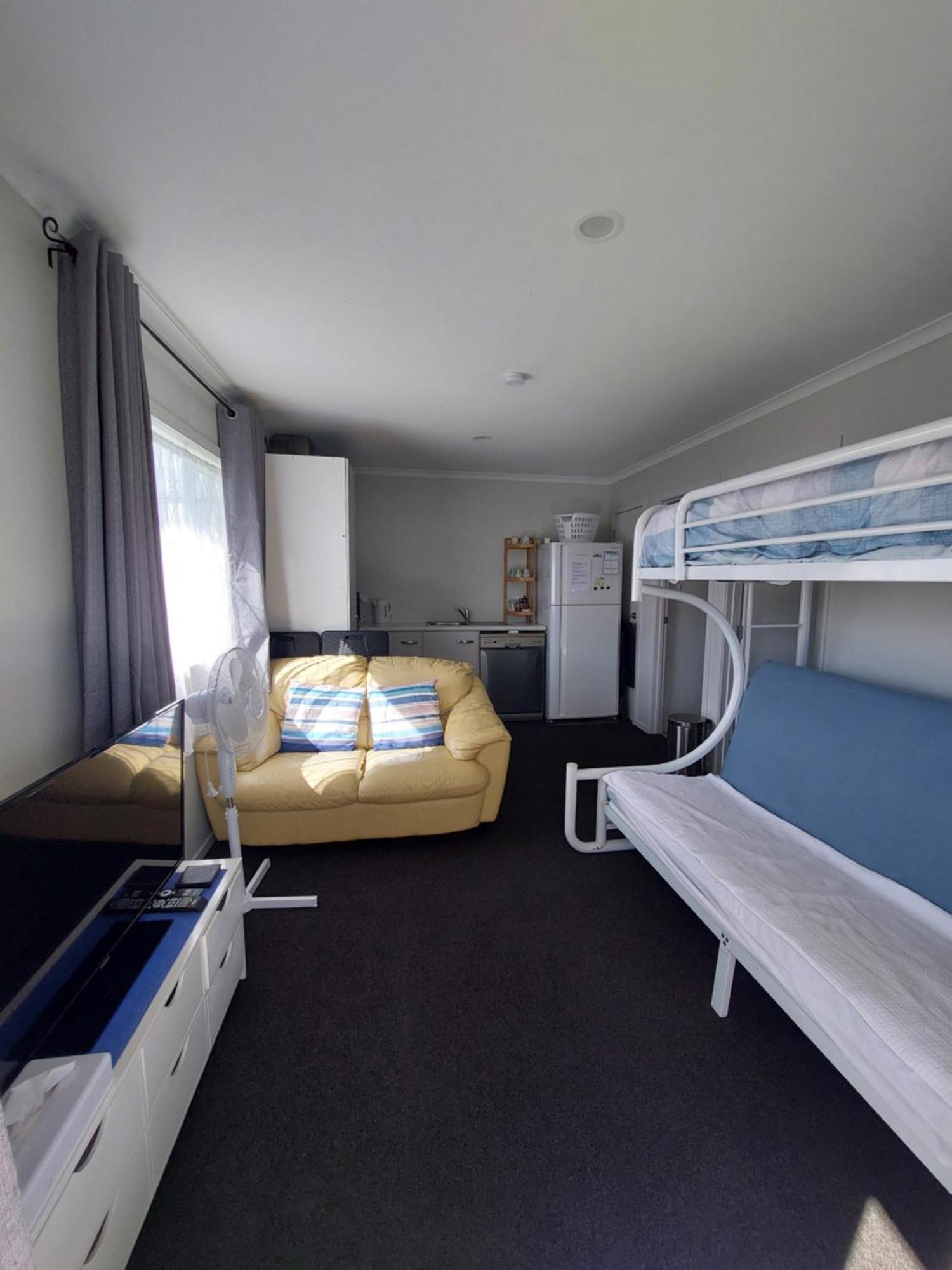 Comfortable 1 Bedroom Perfect For Travelers Or Workers Horotiu Exterior photo